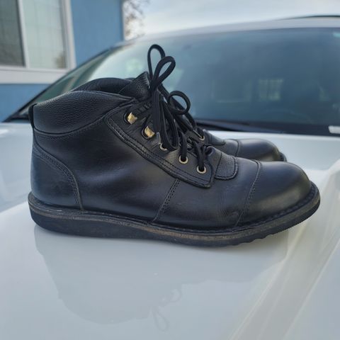 Jim Green African Ranger in Black Full Grain