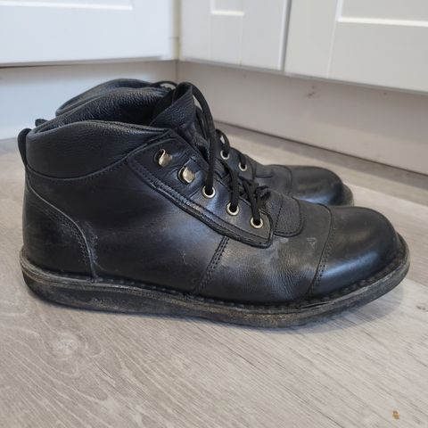 Jim Green African Ranger in Black Full Grain
