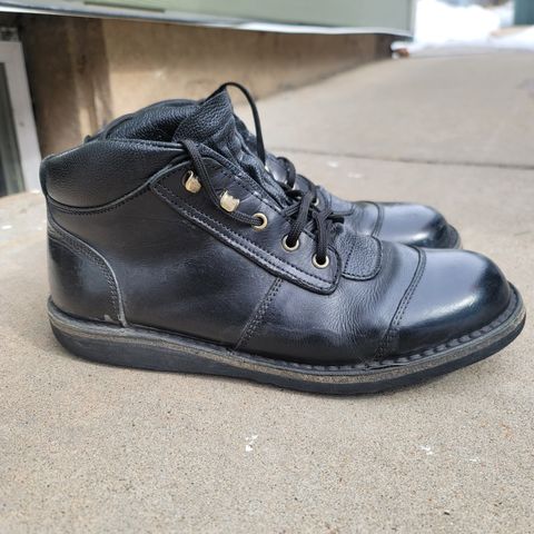 Jim Green African Ranger in Black Full Grain