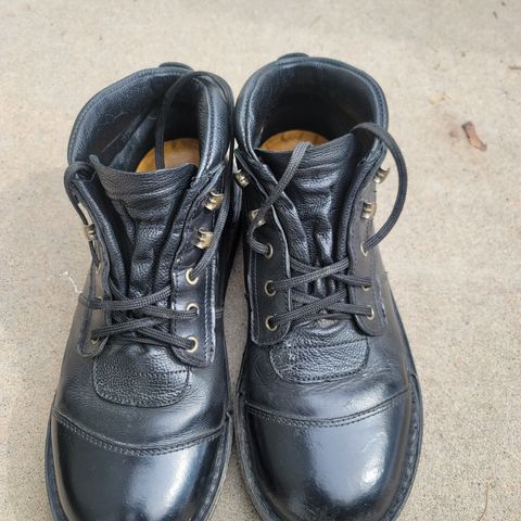 Jim Green African Ranger in Black Full Grain
