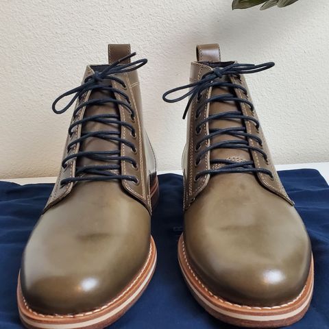 HELM The Zind in Krumenauer Olive