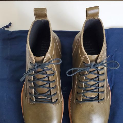 HELM The Zind in Krumenauer Olive