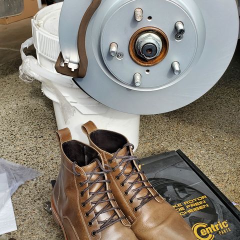 HELM The Zind in Krumenauer Olive