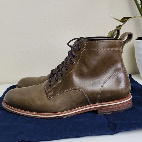 HELM The Zind in Krumenauer Olive
