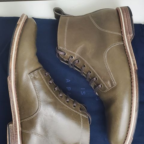 View photo of HELM Boots The Zind in Krumenauer Olive