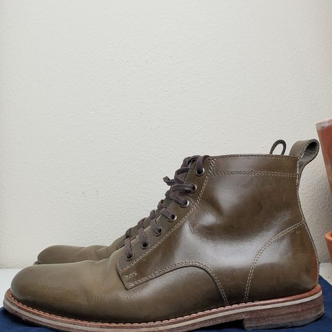 View photo of HELM Boots The Zind in Krumenauer Olive