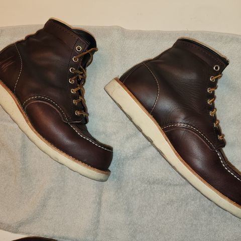 Red Wing 6-Inch Classic Moc in S.B. Foot Black Cherry Excalibur