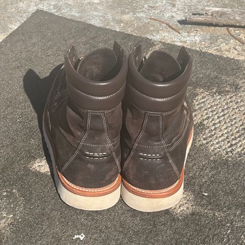 Grant Stone Field Boot in C.F. Stead Earth Waxy Commander Suede