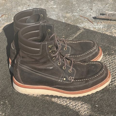 Grant Stone Field Boot in C.F. Stead Earth Waxy Commander Suede