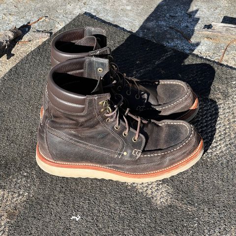 Grant Stone Field Boot in C.F. Stead Earth Waxy Commander Suede