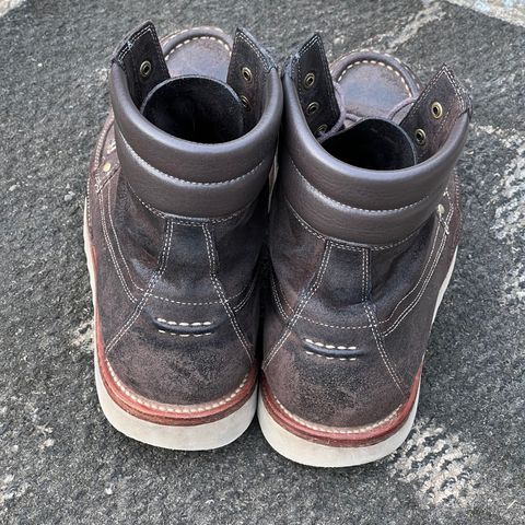 Grant Stone Field Boot in C.F. Stead Earth Waxy Commander Suede