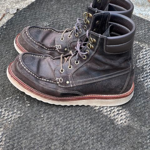 Grant Stone Field Boot in C.F. Stead Earth Waxy Commander Suede