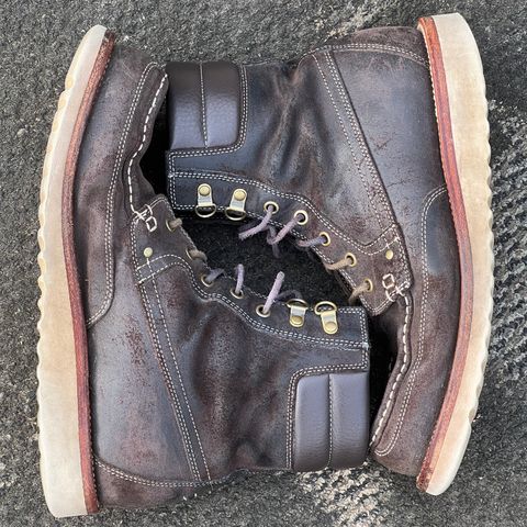Grant Stone Field Boot in C.F. Stead Earth Waxy Commander Suede