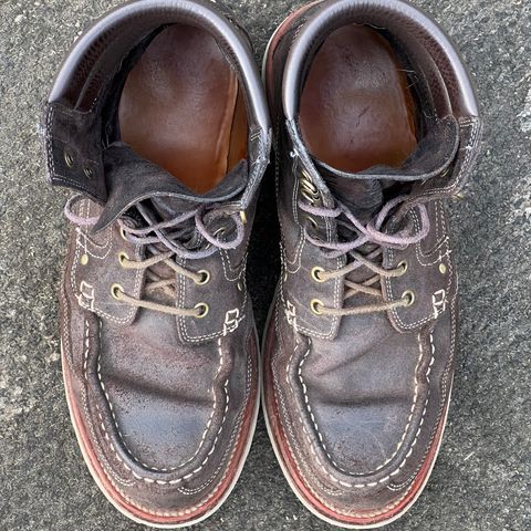 Grant Stone Field Boot in C.F. Stead Earth Waxy Commander Suede