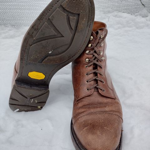 Caswell Wilson in Du Puy Dark Brown Country Calf