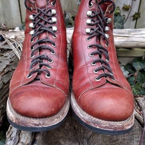Unmarked Archie Boots in La Señora Red Horse Glazed Pull-up