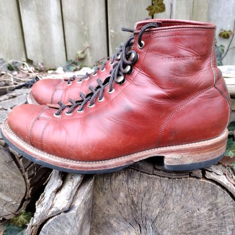 Unmarked Archie Boots in La Señora Red Horse Glazed Pull-up