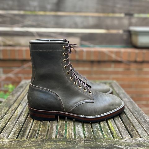 Onderhoud SVC02 Packer Boot in Maryam Waxed Salvia Horsebutt