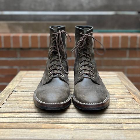 Onderhoud SVC02 Packer Boot in Maryam Waxed Salvia Horsebutt