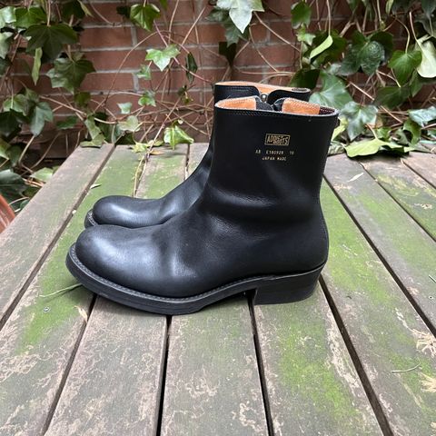 View photo of Addict Boots AB-RDT01 Casper in Black Steerhide