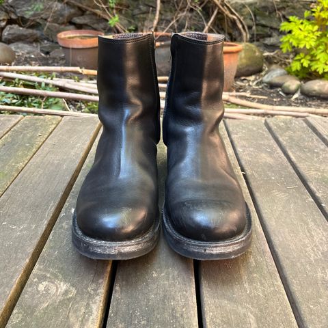 View photo of Addict Boots AB-RDT01 Casper in Black Steerhide