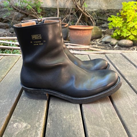 View photo of Addict Boots AB-RDT01 Casper in Black Steerhide