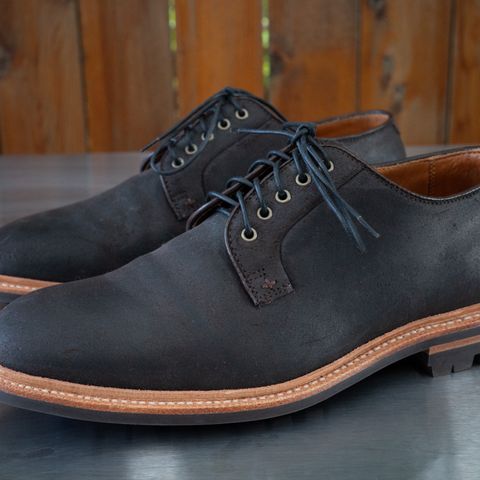 Grant Stone Plain Toe Blucher in C.F. Stead Earth Waxy Commander Suede