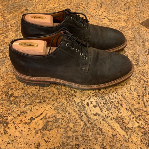 Grant Stone Plain Toe Blucher in C.F. Stead Earth Waxy Commander Suede