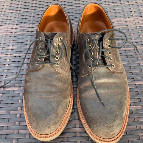 Grant Stone Plain Toe Blucher in C.F. Stead Earth Waxy Commander Suede