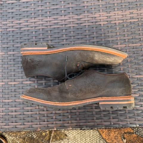 Grant Stone Plain Toe Blucher in C.F. Stead Earth Waxy Commander Suede