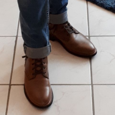 Thursday President in Horween Natural Chromexcel