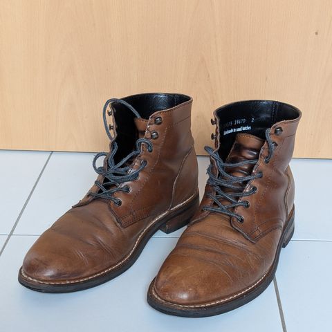 Thursday President in Horween Natural Chromexcel