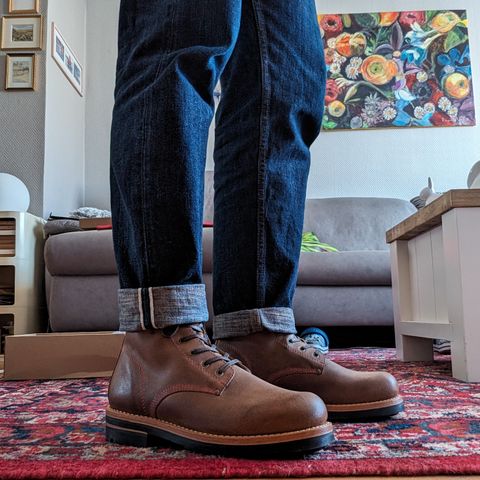 Urban Shepherd Scout in Waxed Portugese Calfskin