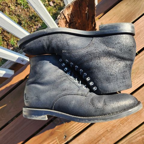 Grant Stone Edward Boot in C.F. Stead Black Waxy Commander Suede