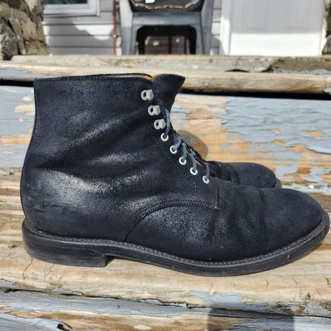Grant Stone Edward Boot in C.F. Stead Black Waxy Commander Suede