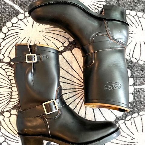 Role Club Engineer Boots in Horween Black Chromexcel Horsehide