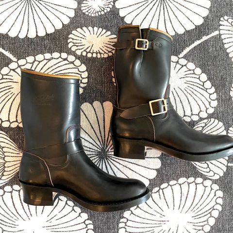 Role Club Engineer Boots in Horween Black Chromexcel Horsehide