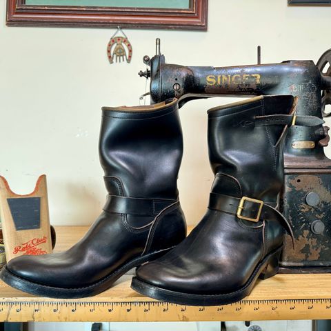 Role Club Engineer Boots in Horween Black Chromexcel Horsehide