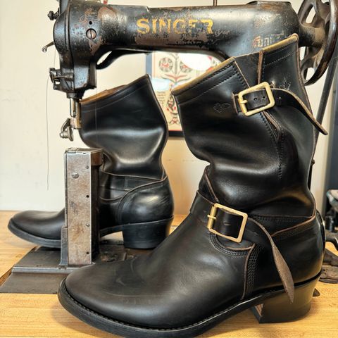 Role Club Engineer Boots in Horween Black Chromexcel Horsehide