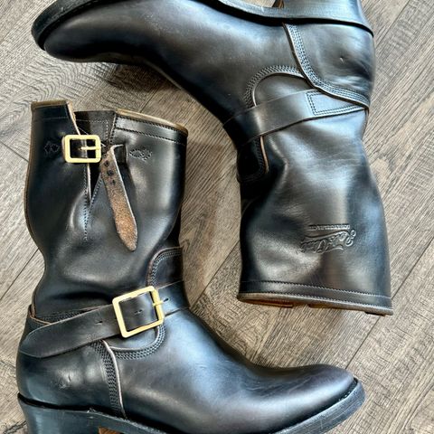Role Club Engineer Boots in Horween Black Chromexcel Horsehide