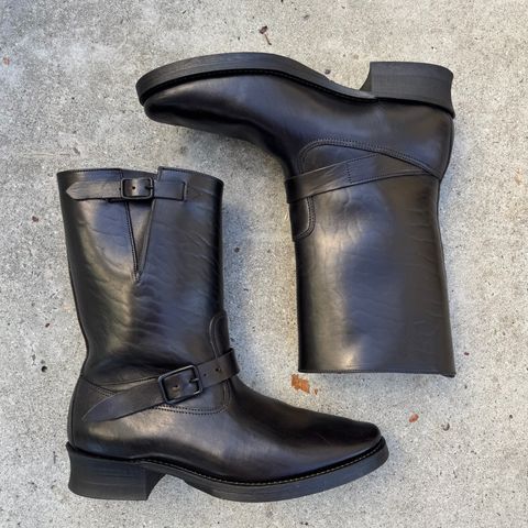 Attractions BILTBUCK Lot 603 “The Pioneer” in Shinki Black Latigo Horsehide