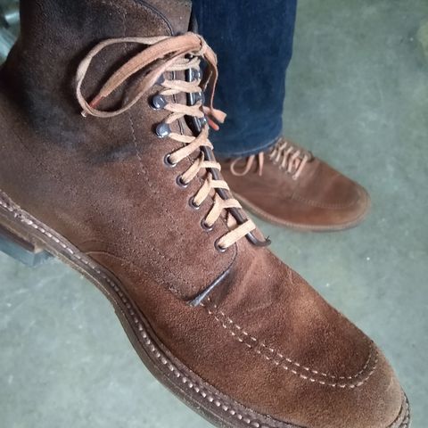 View photo of Alden Indy Boot in Horween Tobacco Chamois Roughout