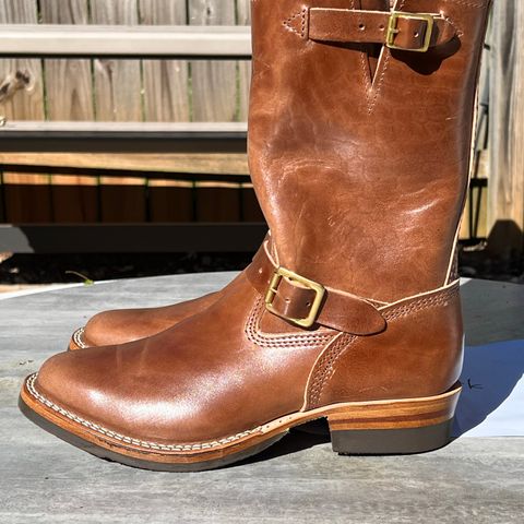 Wesco Mister Lou in Maryam Toscanello Horsebutt