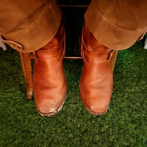 View photo of Wesco 1939 Engineer Boot in Seidel British Tan Domain