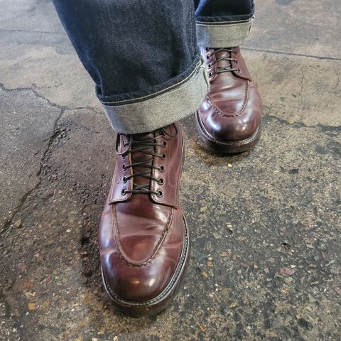 View photo of Role Club Townsman Lace Boots in Horween Color 8 Shell Cordovan