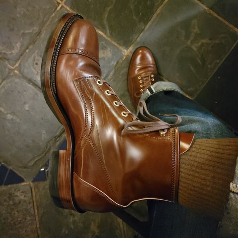 White Kloud Blucher.87 in Leder Ogawa Coffee Shell Cordovan
