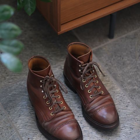 White Kloud Blucher.87 in Leder Ogawa Coffee Shell Cordovan