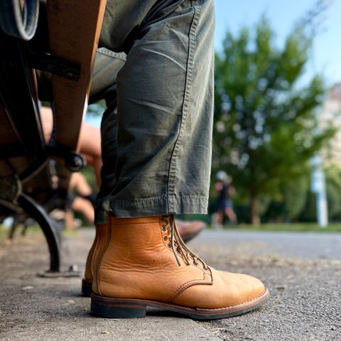 Wesco Johannes in Horween Natural Essex