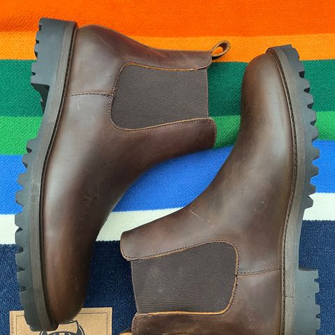 Patina Welted Chelsea Boot in Canyon Full Grain