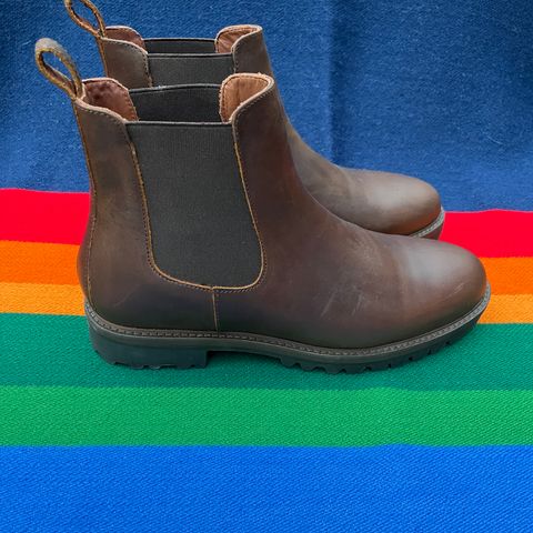 Patina Welted Chelsea Boot in Canyon Full Grain